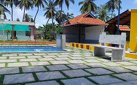 The Farm Crest, Ecr Kadallur